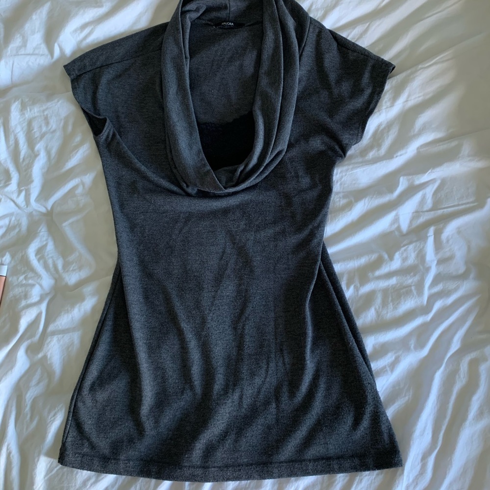 Cowl-neck top
